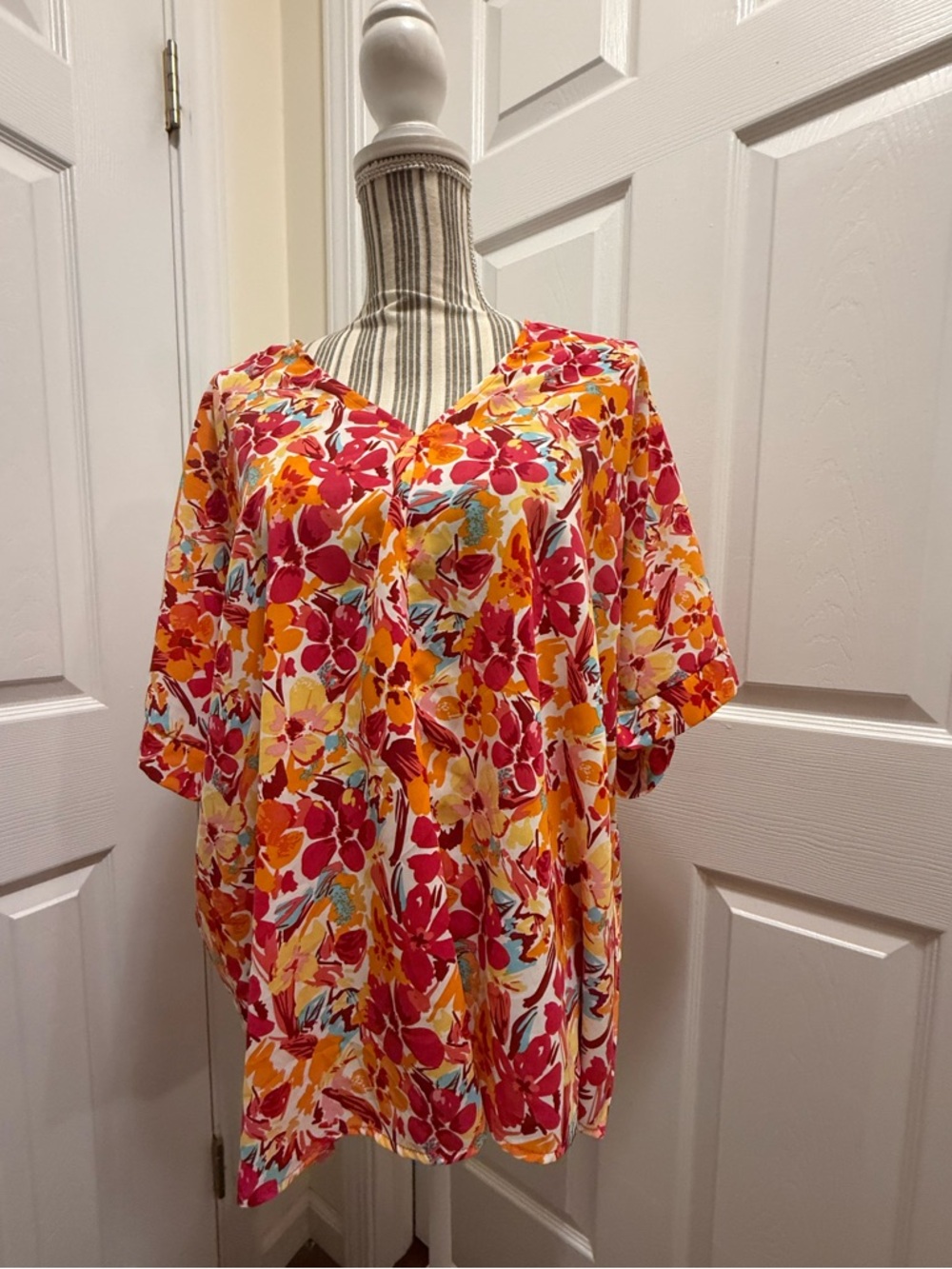 JODIFL Floral V-Neck Blouse in Pink, Orange & Yellow
